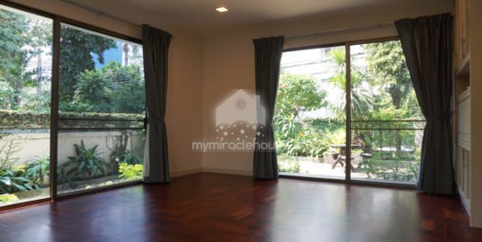 Pet friendly house for rent in secured compound in Sathorn, Bangkok.