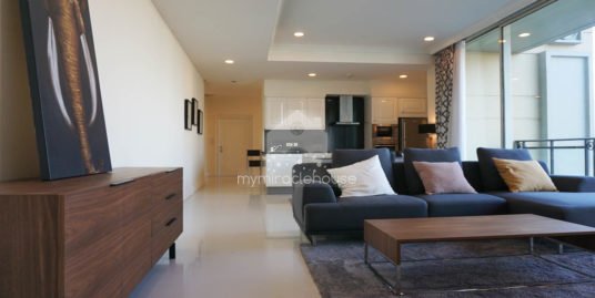 Fully-furnished 2 bedroom for rent in Royce Private Residence Sukhumvit 31.