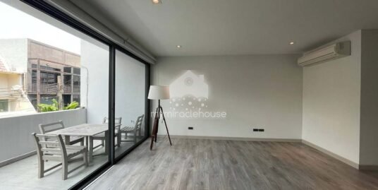 Pet friendly beautiful townhome for rent in Phrom Phong.