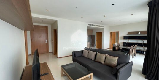 Fully-furnished 2 bedrooms for rent in The Emporio Place.