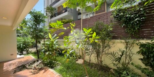 Pet friendly 2 bedrooms apartment for rent with private garden.