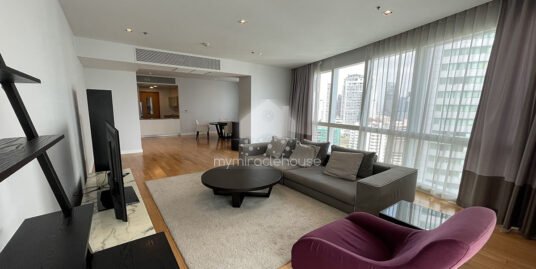 Fully-furnished 3 bedrooms for rent in Millennium Residence.